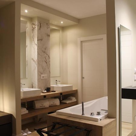 'Tabula Rasa Exclusive Rooms' Bari Esterno foto
